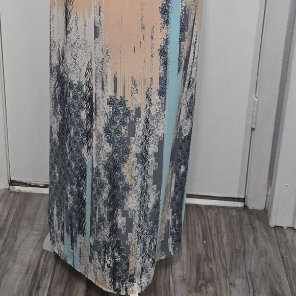 EVERLY MOCK NECK BORDER PRINT MAXI DRESS SIZE S - Picture 8 of 13